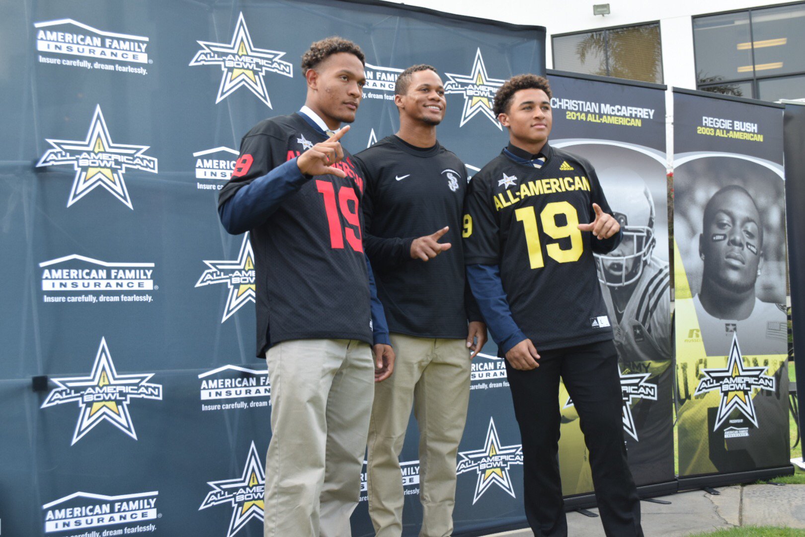 DrblyYoUUAEOh-U.jpg-large